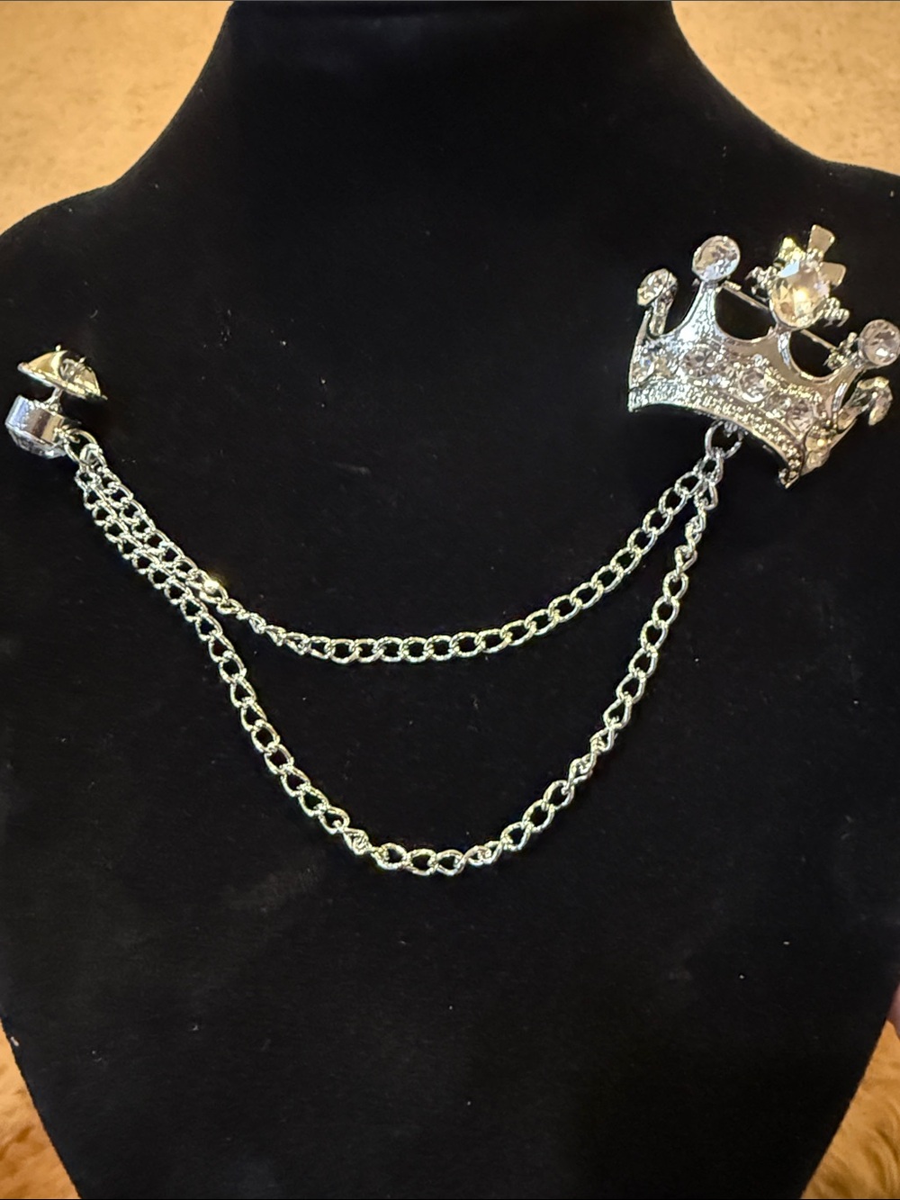 Silver Crown Chain Brooch Pin - Elegant Women’s Accessory